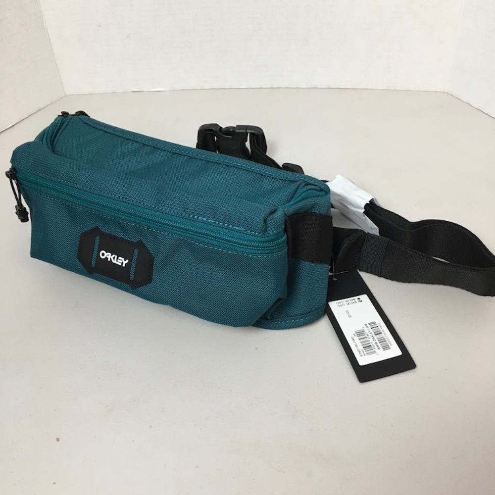 Oakley Fannie Pack Cross Body Bag Seafoam Green - Picture 5 of 8